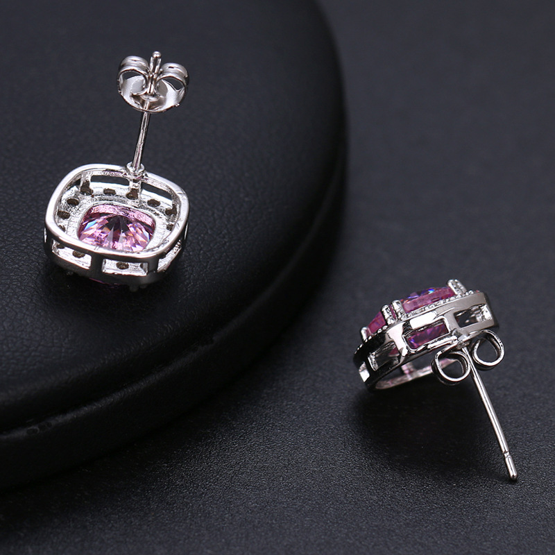 Luxury 925 Silver Geometric Round Diamond Stud Earrings for Women - Shiny Crystal Pins