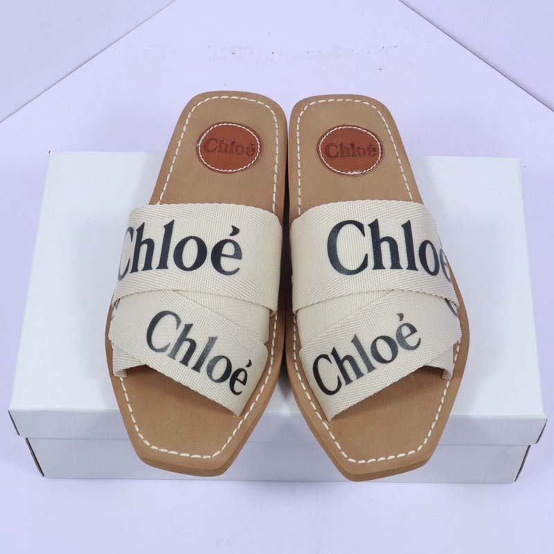 2023 Newest Branded Women Woody Mules Flat Slipper Designer Lady Lettering Fabric Outdoor Leather Sole Slide Sandal size 35--42, #4
2023 Newest Branded Women Woody Mules Flat Slipper Designer Lady Lettering Fabric Outdoor Leather Sole Slide Sandal size 35--42, #4