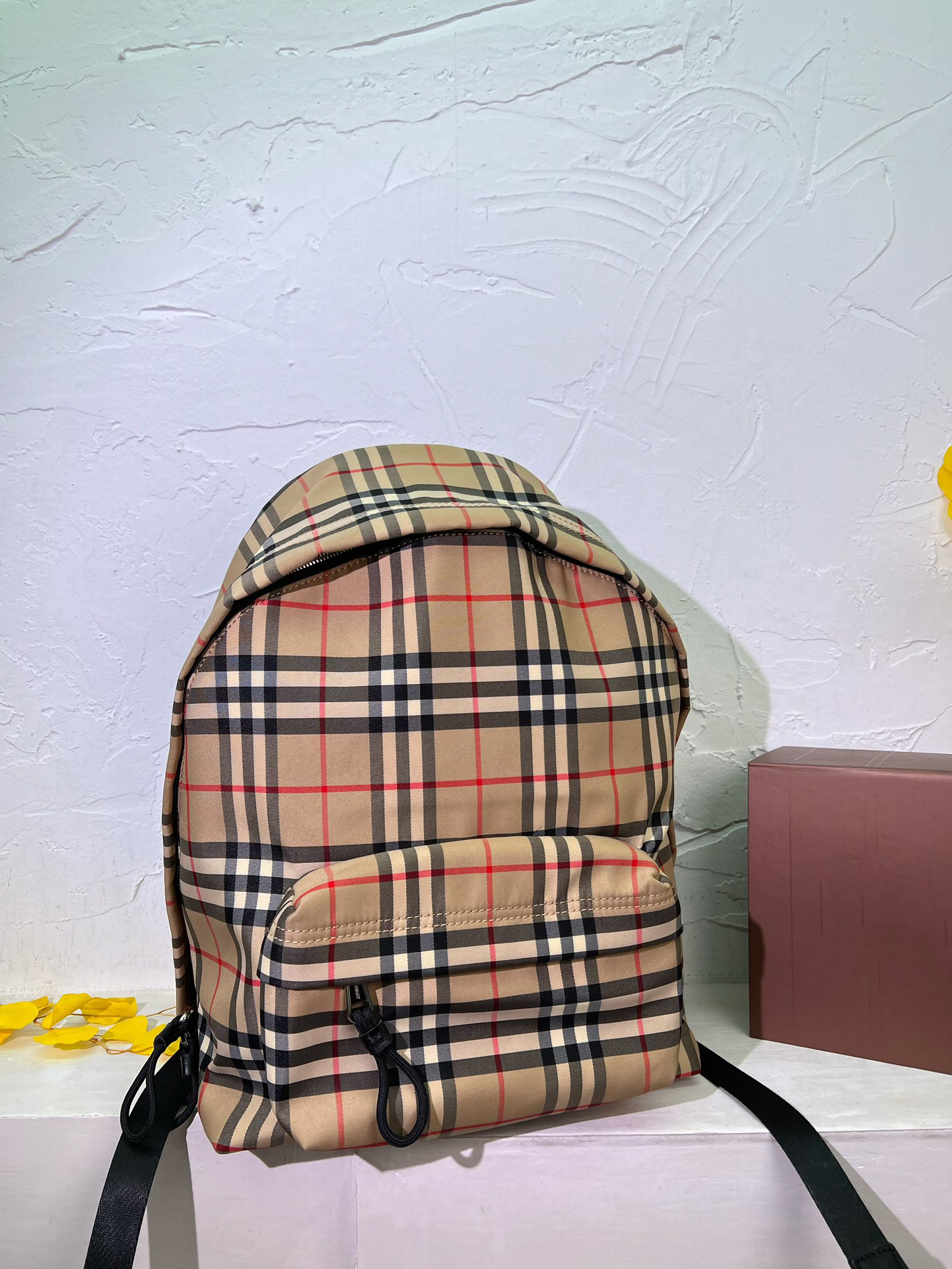 Designer bag Luxury bag BU Backpack shoulder fashion bag womn'es bag Classic small bucket bag Oxford cloth waterproof fabric, Brown
Designer bag Luxury bag BU Backpack shoulder fashion bag womn'es bag Classic small bucket bag Oxford cloth waterproof fabric, Brown