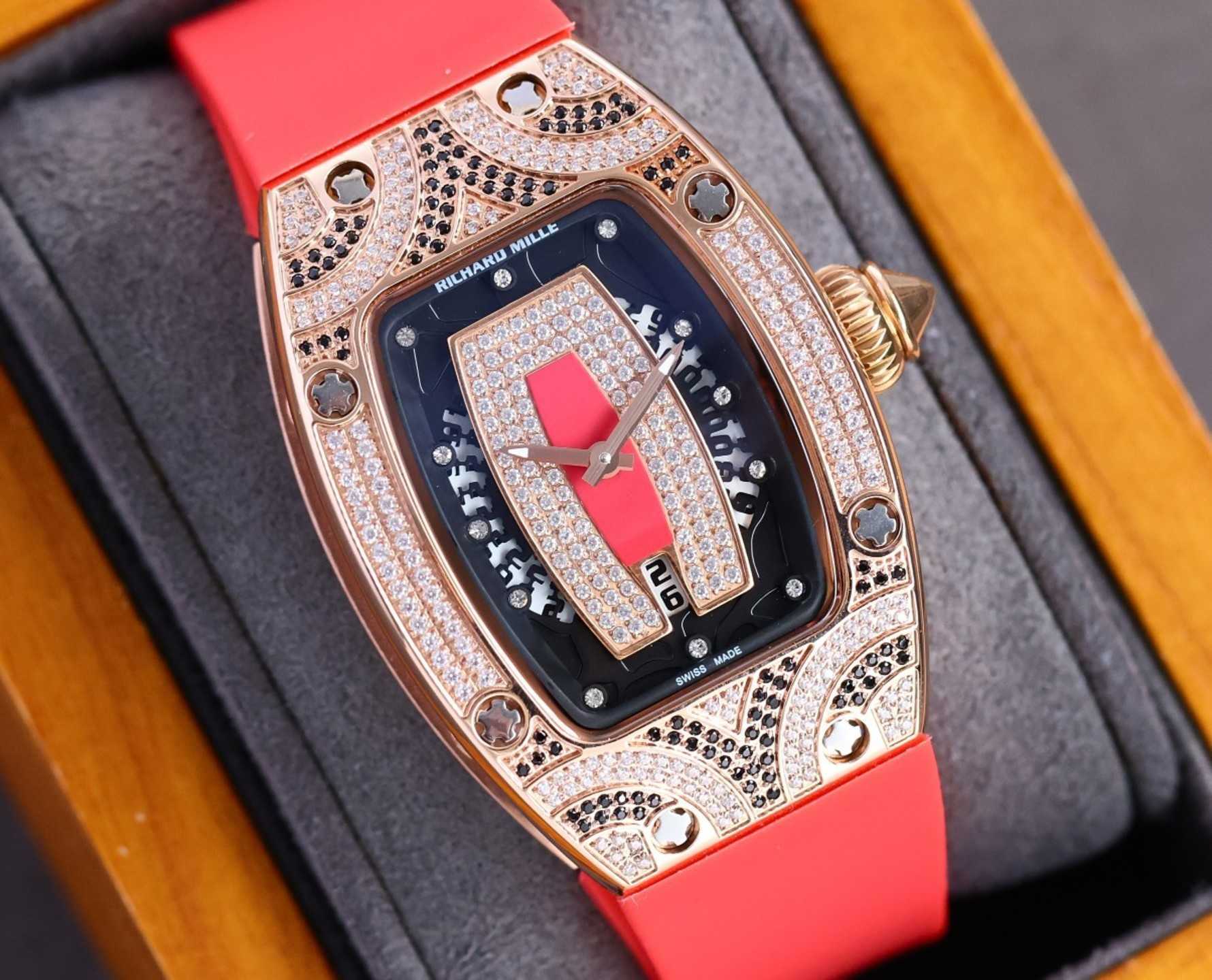 Fantastic Diamond R i c h a r d Luxury Super style Female wrist watches RM007 RM07-01 montre designer High-end quality iced out bezel for women waterproof gift 27 tank
Fantastic Diamond R i c h a r d Luxury Super style Female wrist watches RM007 RM07-01 montre designer High-end quality iced out bezel for women waterproof gift 27 tank