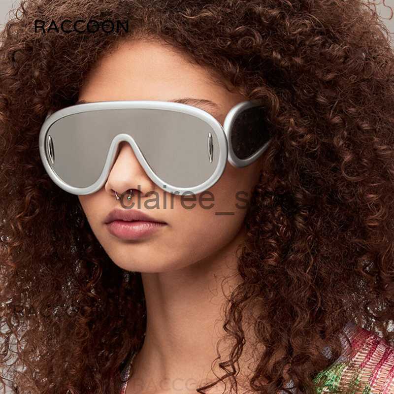 Sunglasses Luxury Brand One Piece Steampunk Sunglasses Women Men Vintage Fashion Oversized Sun Glasses Punk Goggles Big Frame Silver Shades J230627
Sunglasses Luxury Brand One Piece Steampunk Sunglasses Women Men Vintage Fashion Oversized Sun Glasses Punk Goggles Big Frame Silver Shades J230627