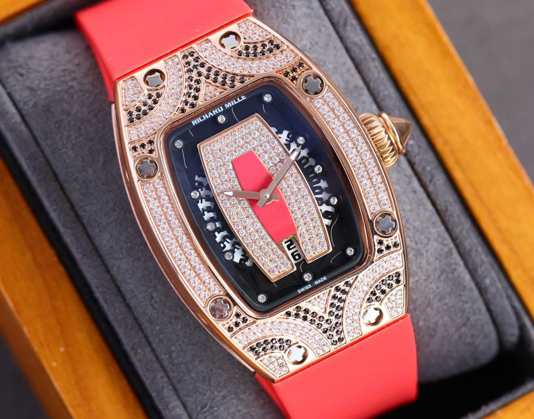 Fantastic Diamond R i c h a r d Luxury Super style Female wrist watches RM007 RM07-01 montre designer High-end quality iced out bezel for women waterproof gift 27nb
Fantastic Diamond R i c h a r d Luxury Super style Female wrist watches RM007 RM07-01 montre designer High-end quality iced out bezel for women waterproof gift 27nb