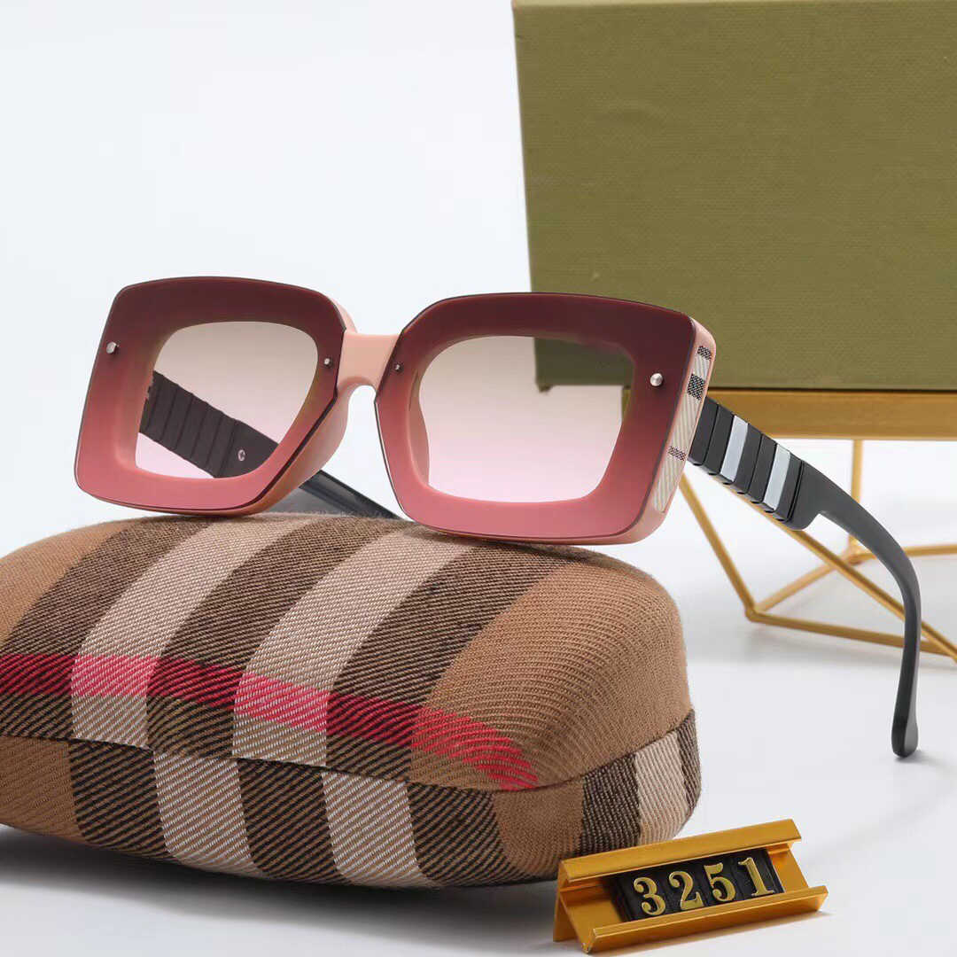New designer sunglasses for women luxury sunglasses mens lunette de soleil polarizing light eyeglasses fashion outdoor timeless classic style eyewear glasses men
New designer sunglasses for women luxury sunglasses mens lunette de soleil polarizing light eyeglasses fashion outdoor timeless classic style eyewear glasses men