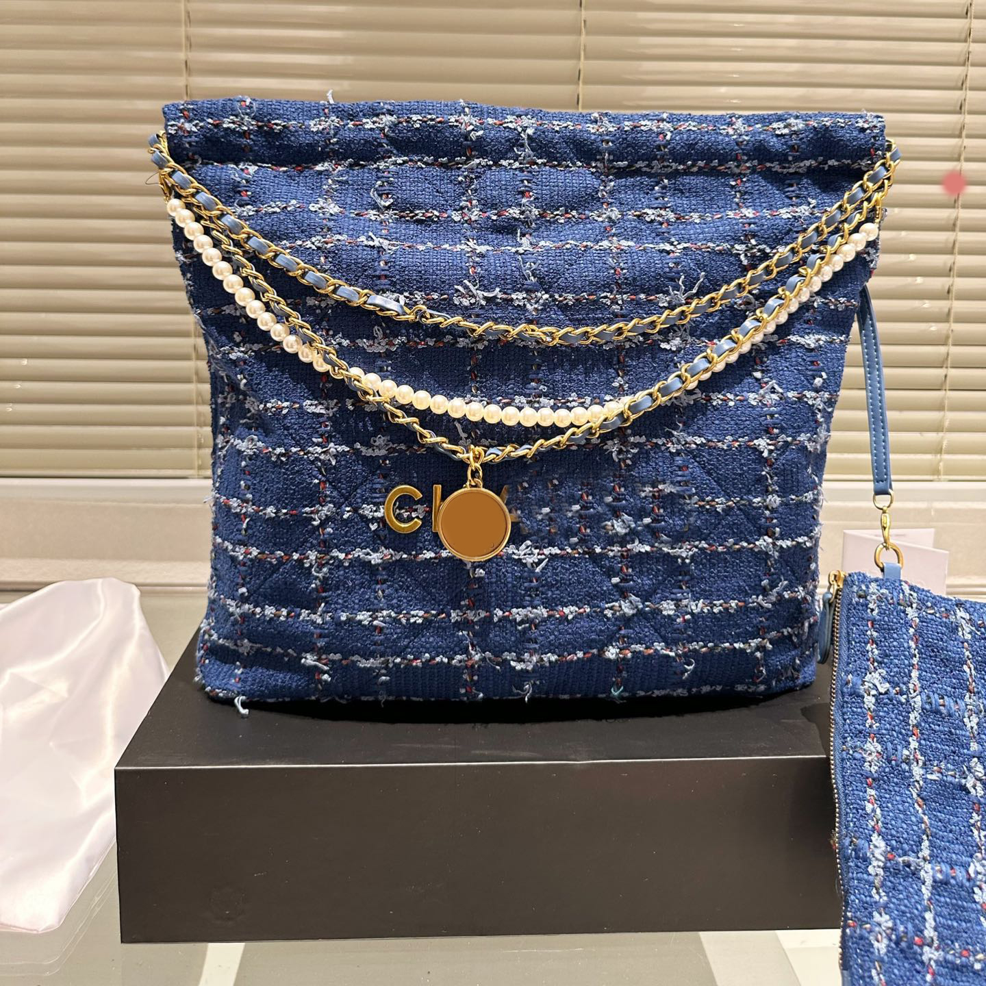 Casual Bags 22k Designer Brand Bag Crossbody Luxury Handbag Fashion Shoulder High Quality Canvas Lady Women Letter Purse Phone Wallet Embroidery, Box
Casual Bags 22k Designer Brand Bag Crossbody Luxury Handbag Fashion Shoulder High Quality Canvas Lady Women Letter Purse Phone Wallet Embroidery, Box