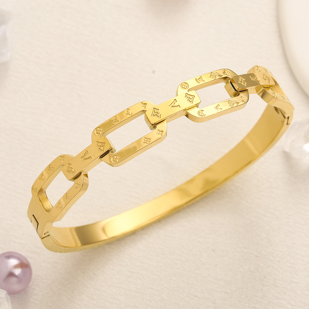New Brand Bracelet High Quality Love Gift Bracelet 2023 Summer Brand Jewelry Fashion 18K Gold Plated Bracelet Stainless Steel Non Fading Correct Letter Logo Jewelry
New Brand Bracelet High Quality Love Gift Bracelet 2023 Summer Brand Jewelry Fashion 18K Gold Plated Bracelet Stainless Steel Non Fading Correct Letter Logo Jewelry