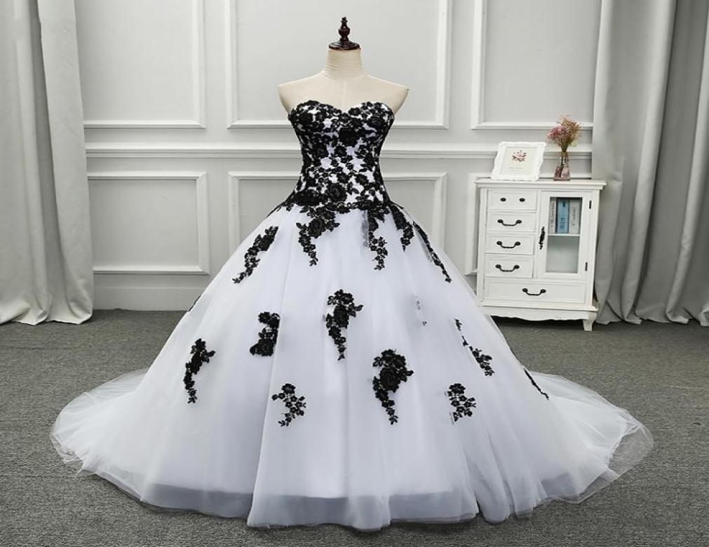White and Black Ball Gown Gothic Wedding Dress Sweetheart Dropped Waist Women Vintage Non White Bridal Gown8270112, Black & white
White and Black Ball Gown Gothic Wedding Dress Sweetheart Dropped Waist Women Vintage Non White Bridal Gown8270112, Black & white