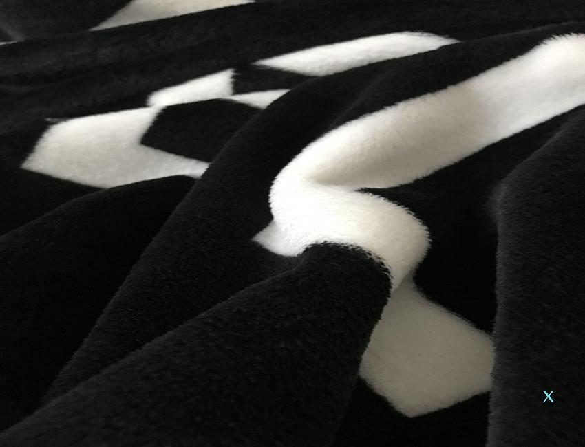 JHDISI Black Throw Flannel Fleece Blanket 2size -130x150cm 150x200cm No Dust Bag C Style Logo For Travel Home Office Nap Blanket T