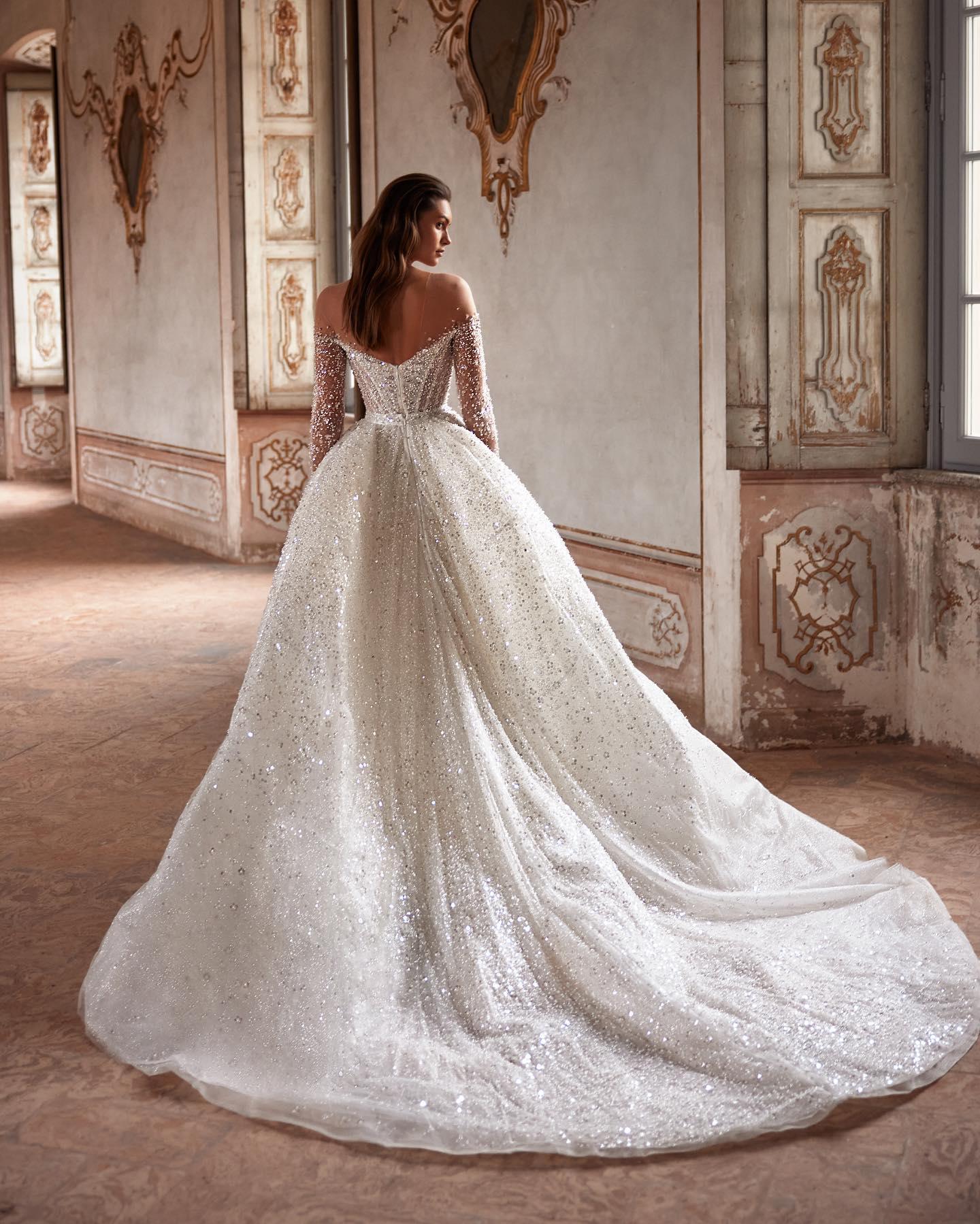 Milla Nova A e Dresses for bride Illusion Neck Long Sleeves Wedding Dress Beads Pearls Sequins designer bridal gowns