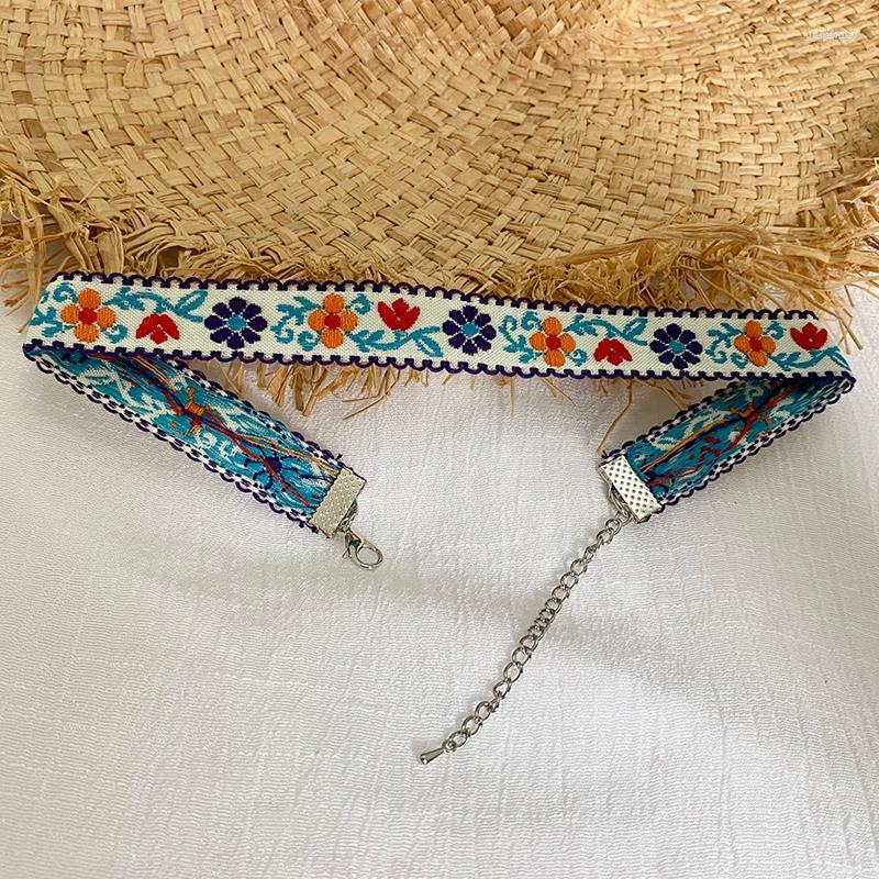 Choker Vogallery Good Quality Flower Women Fashion Summer Short Necklace Embroidery Handmade Jewelry Chocker
Choker Vogallery Good Quality Flower Women Fashion Summer Short Necklace Embroidery Handmade Jewelry Chocker