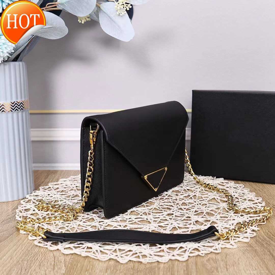 Women's Brand Designer Shoulder Bags Crossbody bags Tote New Fashion Triangle Standard Cross Pattern Cowhide Chain Shoulders Messenger Bag Facturer Direct Sales, Black
Women's Brand Designer Shoulder Bags Crossbody bags Tote New Fashion Triangle Standard Cross Pattern Cowhide Chain Shoulders Messenger Bag Facturer Direct Sales, Black
