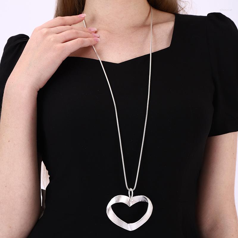 Pendant Necklaces Amorcome Vintage Heart Chain Large Hollow Geometry Necklace Collar For Women Girls Jewelry
Pendant Necklaces Amorcome Vintage Heart Chain Large Hollow Geometry Necklace Collar For Women Girls Jewelry