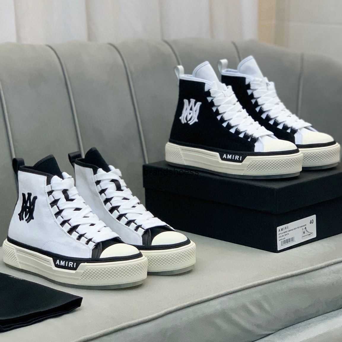 Korean high top men's shoes small white shoes fashion embroidered words fashionable and versatile youth sports casual shoes wear-resistant, Black
Korean high top men's shoes small white shoes fashion embroidered words fashionable and versatile youth sports casual shoes wear-resistant, Black