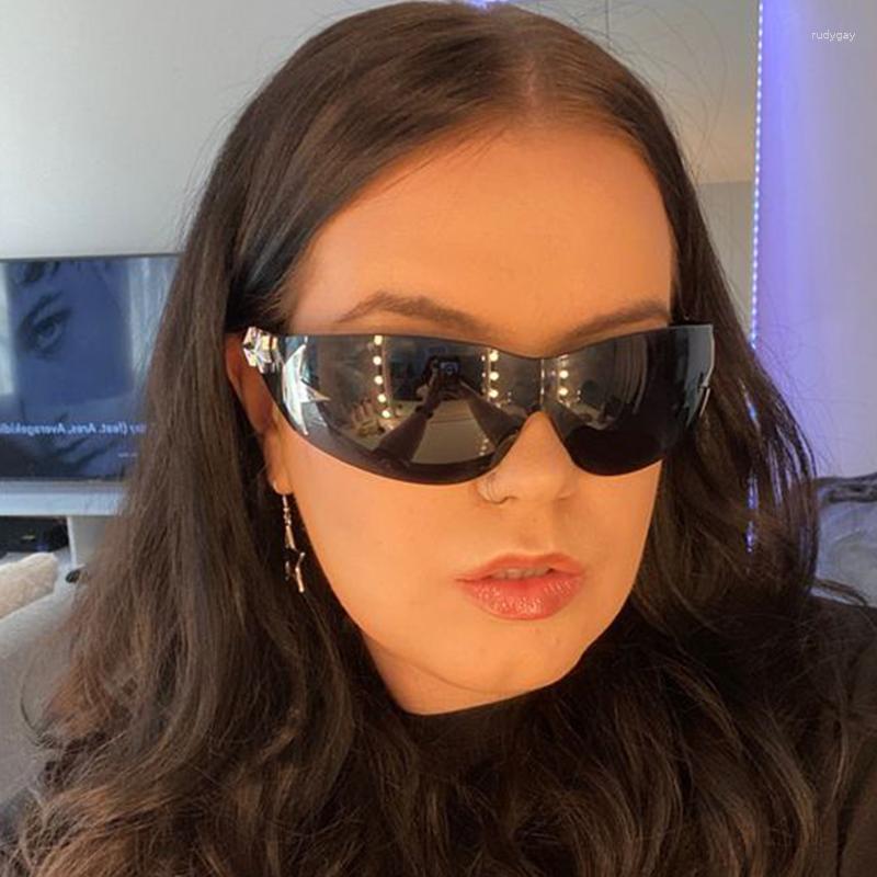 Sunglasses Rimless Punk Sports Women Oversized Y2K Wrap Around Sun Glasses For Men Goggles Shades One Piece Fashion Eyewear
Sunglasses Rimless Punk Sports Women Oversized Y2K Wrap Around Sun Glasses For Men Goggles Shades One Piece Fashion Eyewear