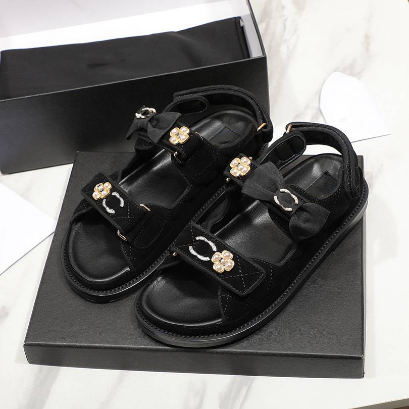 Luxury Designer Channel Sandals Women Slipper Leather Low Heel Sandals Womens Ccity Slide Casual Shoes Platform Flip Flops nnvbv
Luxury Designer Channel Sandals Women Slipper Leather Low Heel Sandals Womens Ccity Slide Casual Shoes Platform Flip Flops nnvbv