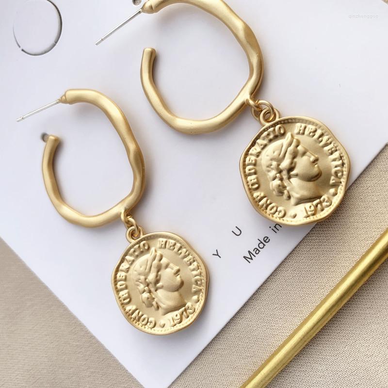 Dangle Earrings DAVINI Round Coin Drop Golden Queen Elizabeth Head Portrait Earring For Women Female Jewelry Elegant MG43
Dangle Earrings DAVINI Round Coin Drop Golden Queen Elizabeth Head Portrait Earring For Women Female Jewelry Elegant MG43