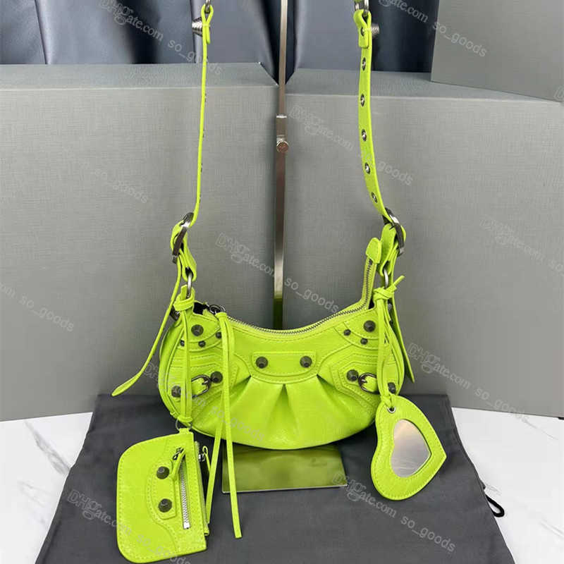 Bags Designer Shoulder Genuine Leather Le Cagole Motorcycle Bag Women Luxury Fashion Crossbody Pink Mini Small Crocodile Black Silver Red fashion 2023, Light green
Bags Designer Shoulder Genuine Leather Le Cagole Motorcycle Bag Women Luxury Fashion Crossbody Pink Mini Small Crocodile Black Silver Red fashion 2023, Light green
