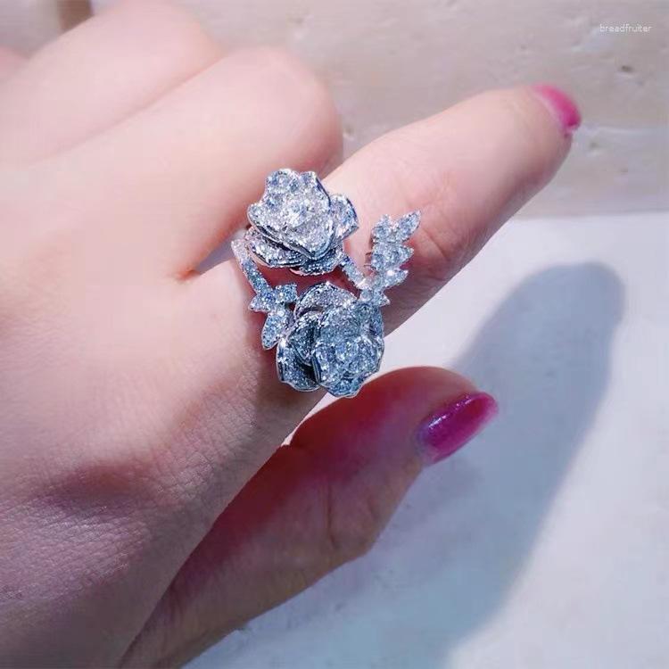 Cluster Rings 925 Silver Exquisite Flower Ring For Women Elegant Charms Shiny Cubic Zirconia Bridal Wedding Engagement Trendy Jewelry
Cluster Rings 925 Silver Exquisite Flower Ring For Women Elegant Charms Shiny Cubic Zirconia Bridal Wedding Engagement Trendy Jewelry