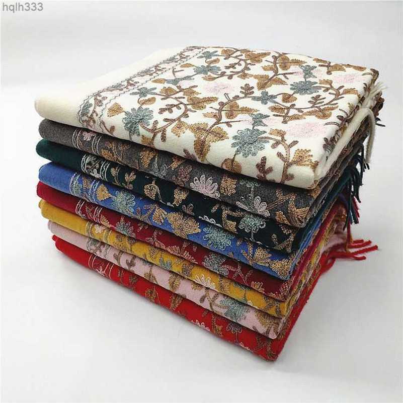 Autumn and Winter New Imitation Cashmere Embroidered Scarf Ethnic Style Women's Shawl Warm and Thickened Tassel Xinjiang Scarf
Autumn and Winter New Imitation Cashmere Embroidered Scarf Ethnic Style Women's Shawl Warm and Thickened Tassel Xinjiang Scarf