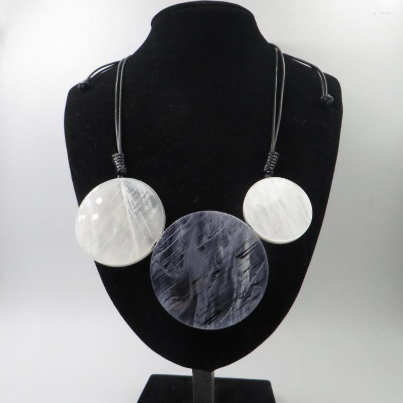 Pendant Necklaces 2023 Chunky Resin Necklace For Women Girl Goth Boho Long Black Cord Rope Chain Fashion Jewelry Collar Vintage Accessorie
Pendant Necklaces 2023 Chunky Resin Necklace For Women Girl Goth Boho Long Black Cord Rope Chain Fashion Jewelry Collar Vintage Accessorie