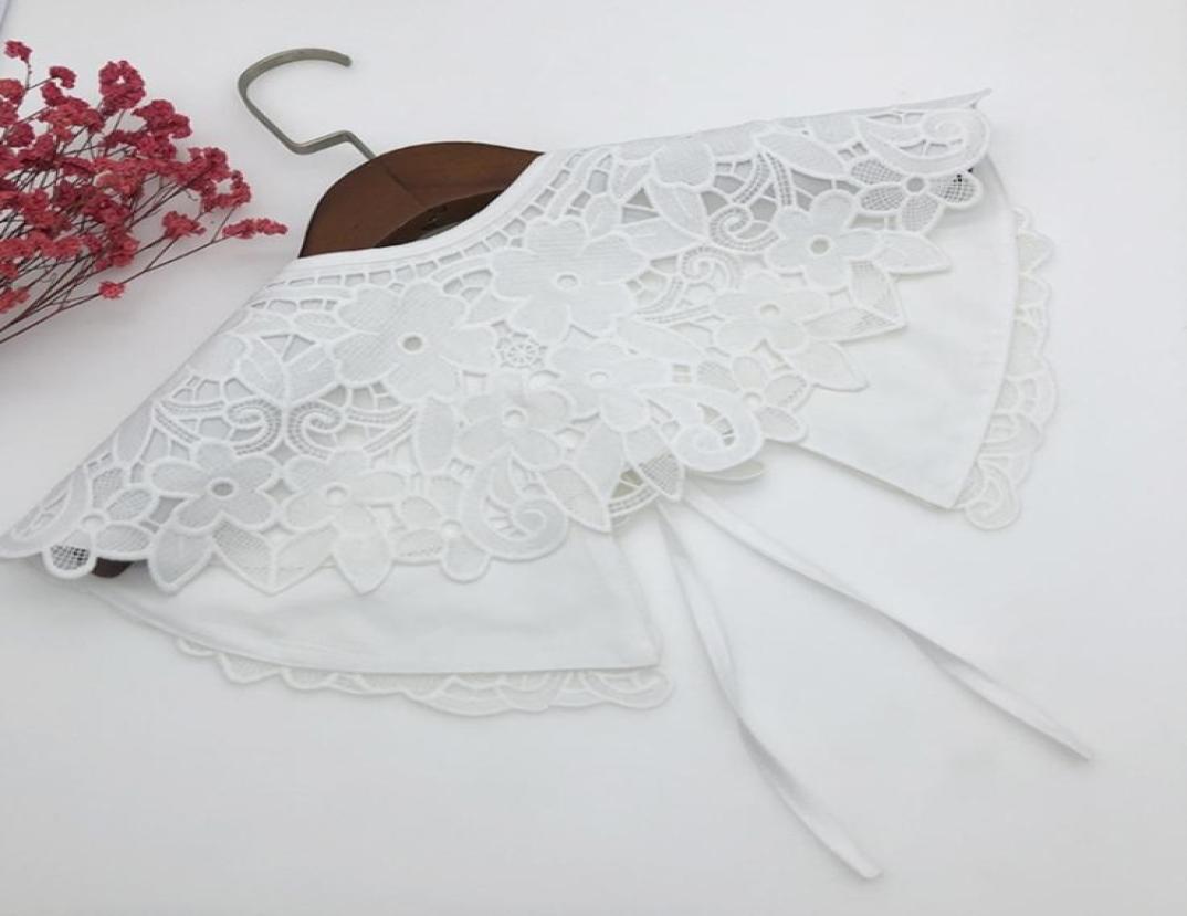 Double Layer Fake Collar Shawl Sweet Embroidery Floral Lace Decorative Necklace Half Shirt Hollow Mini Poncho Capelet6748193
Double Layer Fake Collar Shawl Sweet Embroidery Floral Lace Decorative Necklace Half Shirt Hollow Mini Poncho Capelet6748193