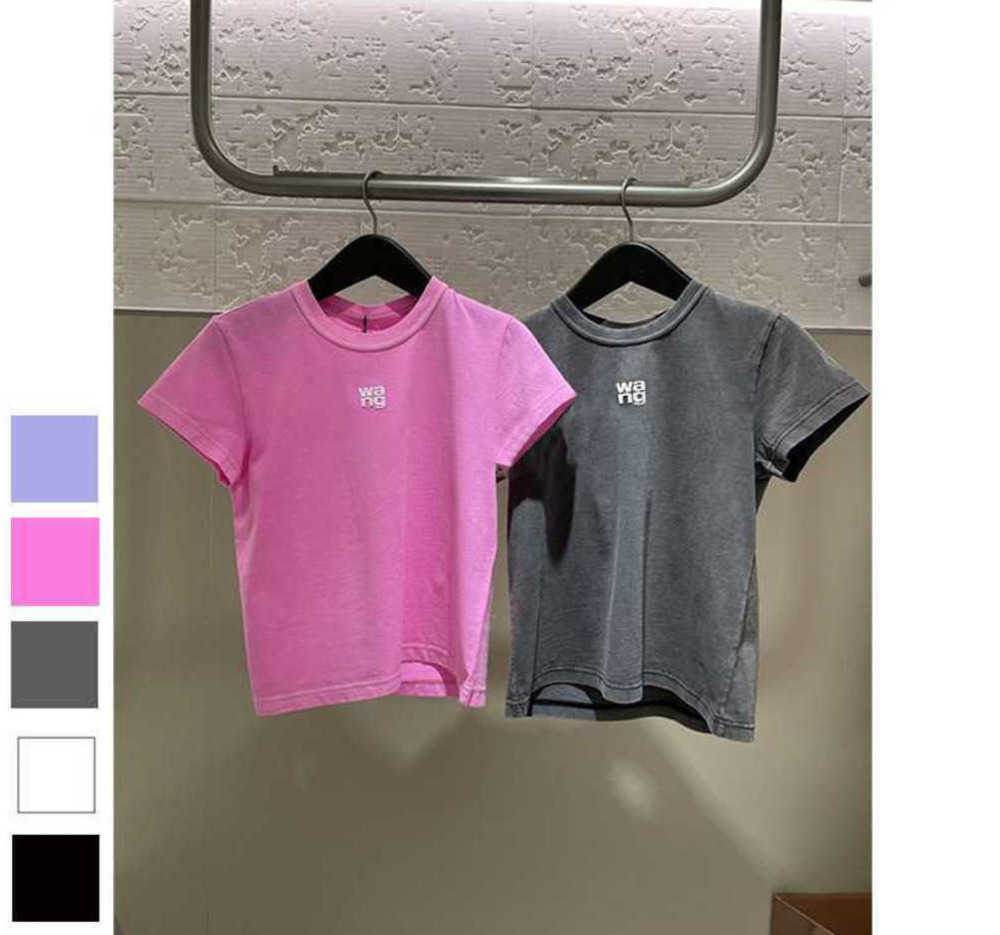 Aw king 2023 spring designer summer new women' cotton top foam letter printing wang old short-sleeved t-shirt Wear a vest over a sleeveless top, White
Aw king 2023 spring designer summer new women' cotton top foam letter printing wang old short-sleeved t-shirt Wear a vest over a sleeveless top, White