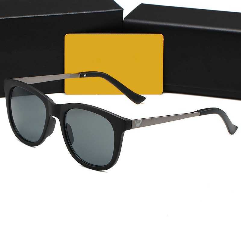 Wholesale of sunglasses New Fashion 4300 Sunglasses Women's Sun and UV Protection Men's Glasses
Wholesale of sunglasses New Fashion 4300 Sunglasses Women's Sun and UV Protection Men's Glasses