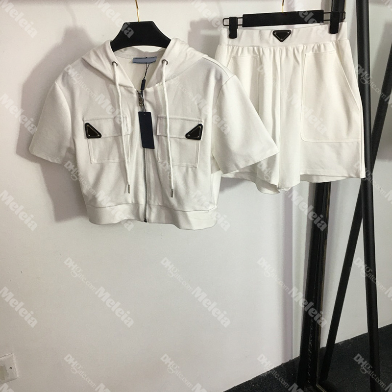 Two Piece Sets Women Tracksuits Inverted Triangle Letter Short Sleeved Outerwear Loose Casual Shorts Outfit Jogging Suit Designer Women Clothing, White
Two Piece Sets Women Tracksuits Inverted Triangle Letter Short Sleeved Outerwear Loose Casual Shorts Outfit Jogging Suit Designer Women Clothing, White
