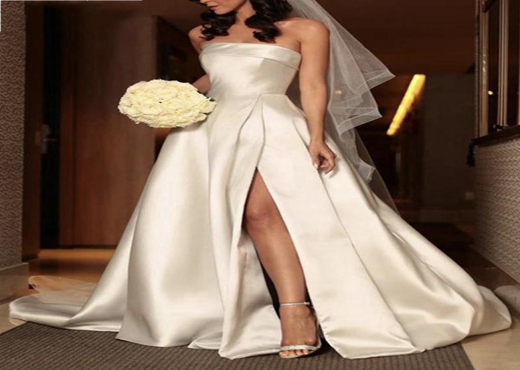 Simple Strapless Ivory Satin Wedding Dress 2022 A Line Side Split Bridal Dresses Sleeveless Garden Wedding Gowns Court Train Custo5772585, White
Simple Strapless Ivory Satin Wedding Dress 2022 A Line Side Split Bridal Dresses Sleeveless Garden Wedding Gowns Court Train Custo5772585, White