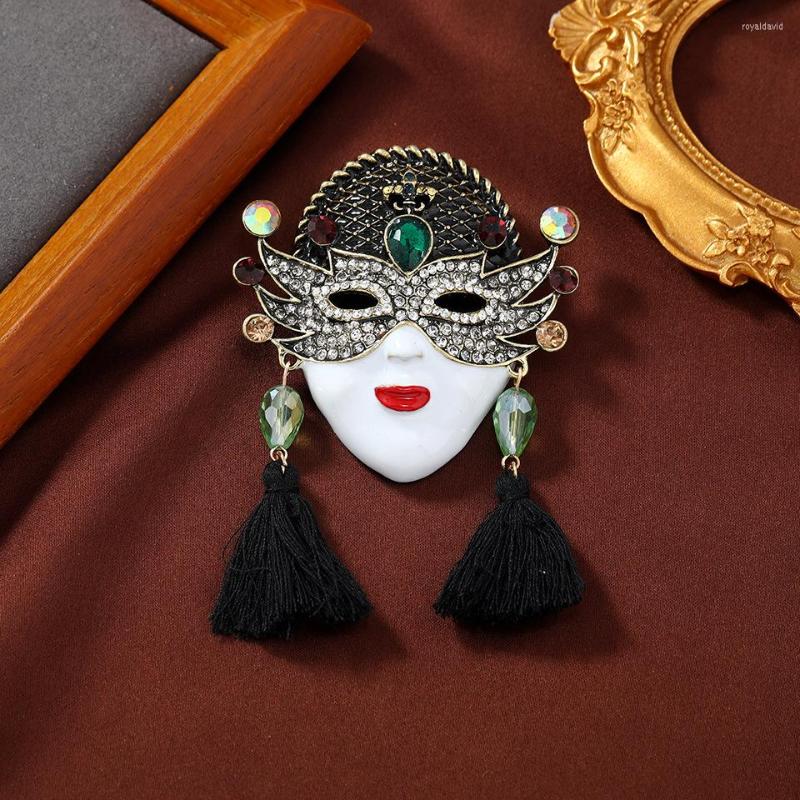 Brooches MITTO DESIGNED FASHION JEWELRIES AND ACCESSORIES ENAMEL RHINESTONES PAVED QUEEN TASSELS MASK VINTAGE BROOCH
Brooches MITTO DESIGNED FASHION JEWELRIES AND ACCESSORIES ENAMEL RHINESTONES PAVED QUEEN TASSELS MASK VINTAGE BROOCH