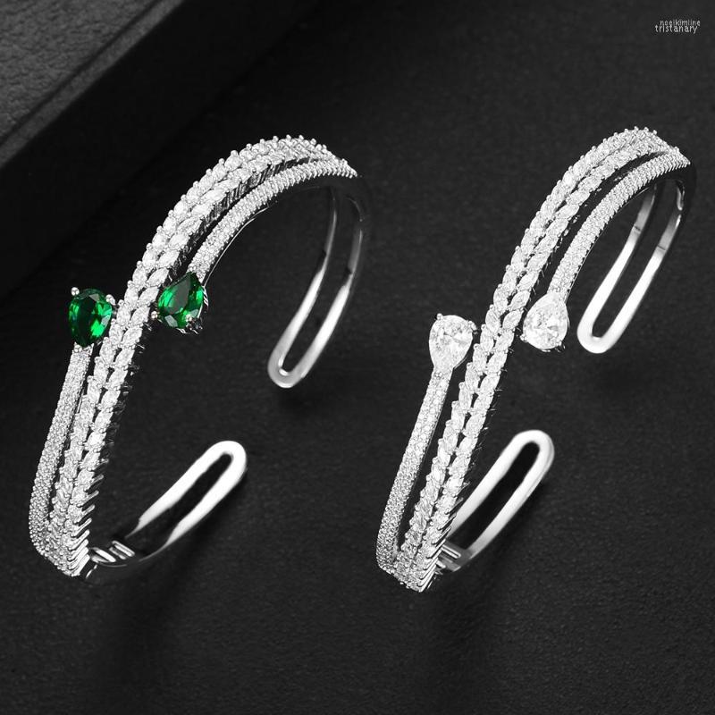 Bangle GODKI Luxury 3 ROWS Cuff For Women Wedding Bagutte Cut Cubic Zirconia CZ Dubai Bracelet With Charms Party Jewelry Gift
Bangle GODKI Luxury 3 ROWS Cuff For Women Wedding Bagutte Cut Cubic Zirconia CZ Dubai Bracelet With Charms Party Jewelry Gift