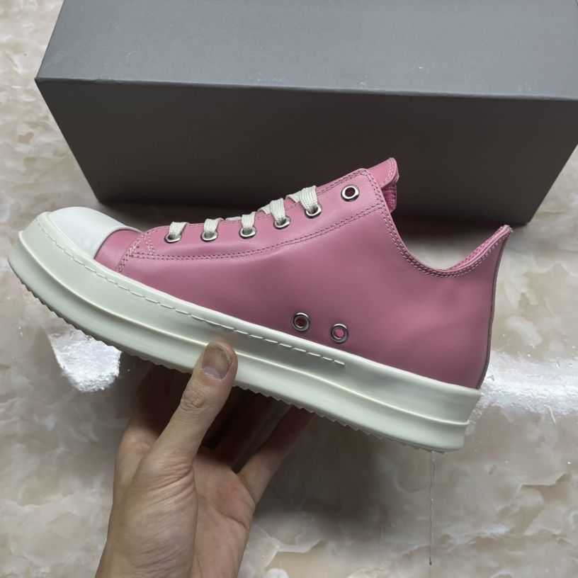 rick High end ro low top shoes for men and women pink genuine leather elevated casual breathable board shoes trendy sports shoes ins trendy brand
rick High end ro low top shoes for men and women pink genuine leather elevated casual breathable board shoes trendy sports shoes ins trendy brand