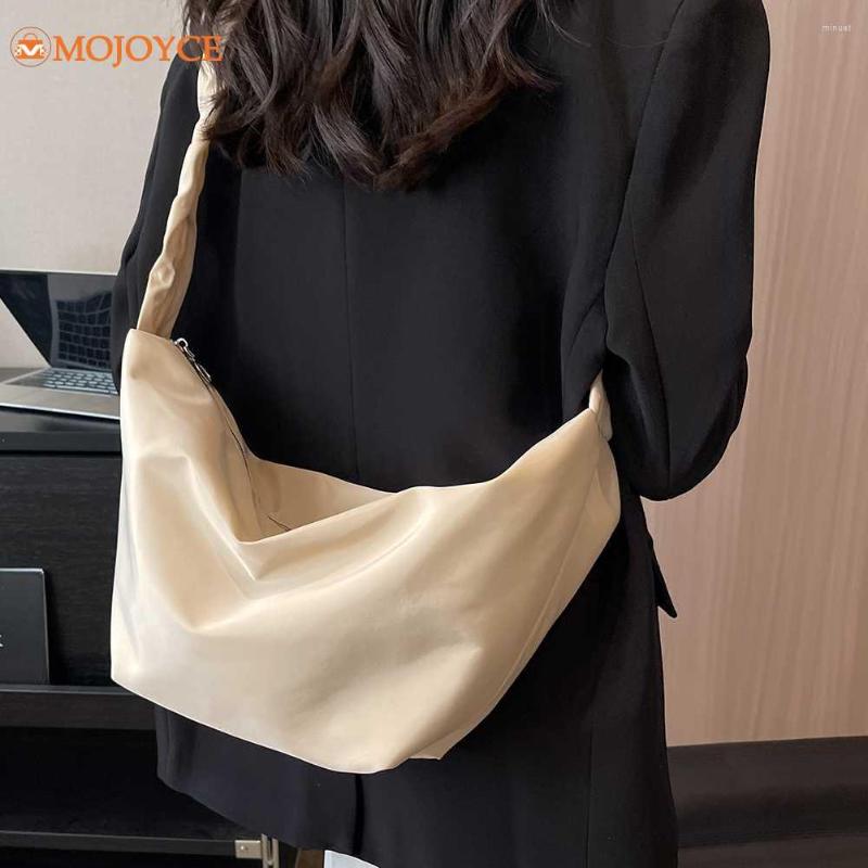 Shoulder Bags Pleated Women Messenger Canvas Simple Dumpling Ladies Bag Large Capacity Birthday Holiday Gifts, Black
Shoulder Bags Pleated Women Messenger Canvas Simple Dumpling Ladies Bag Large Capacity Birthday Holiday Gifts, Black