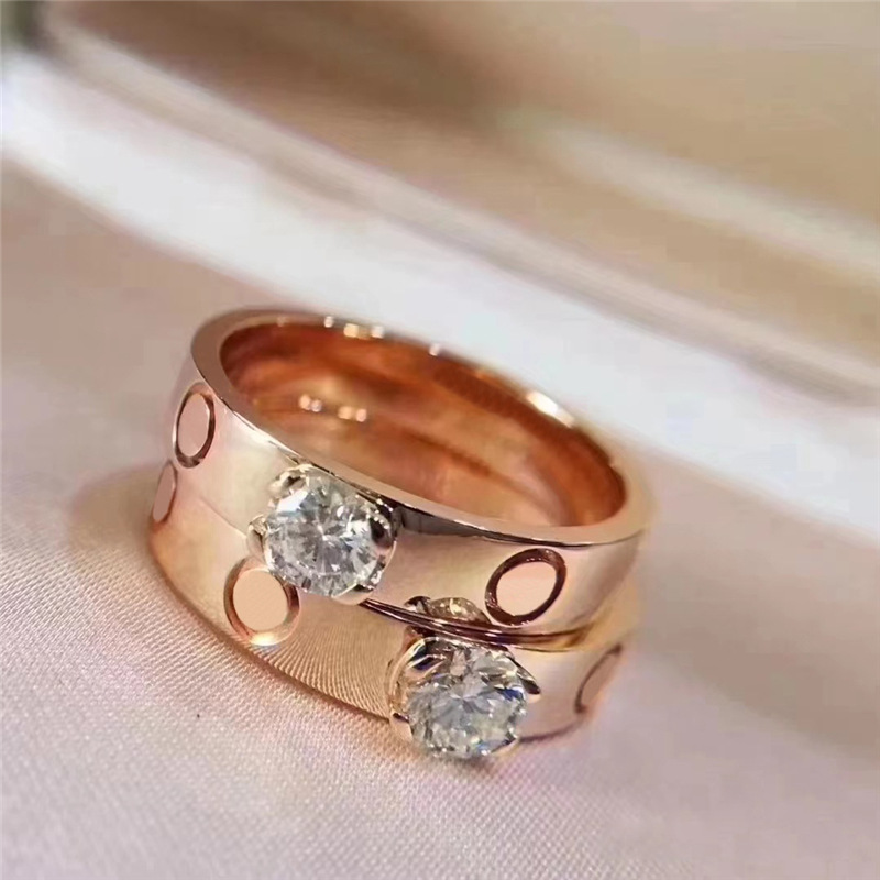 Titanium steel silver love ring men and women rose gold jewelry designer for engagement wedding rings luxury Narrow version
Titanium steel silver love ring men and women rose gold jewelry designer for engagement wedding rings luxury Narrow version