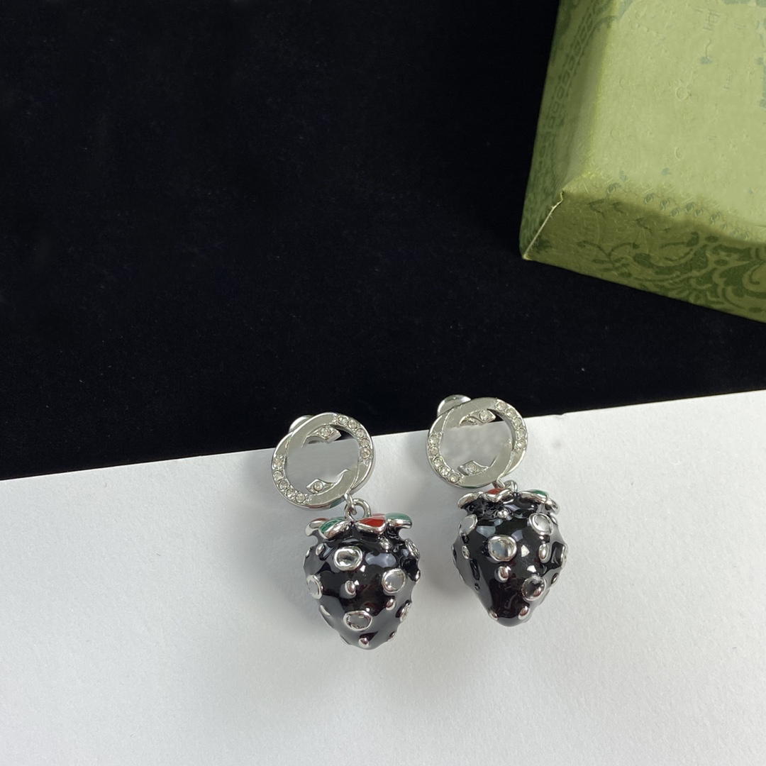 Designer Earring GGity Brand Stud Earing Luxury G Logo Earring Women Retro Hoop Jewelry Women's Gifts Metal Crystal Charm abg8
Designer Earring GGity Brand Stud Earing Luxury G Logo Earring Women Retro Hoop Jewelry Women's Gifts Metal Crystal Charm abg8