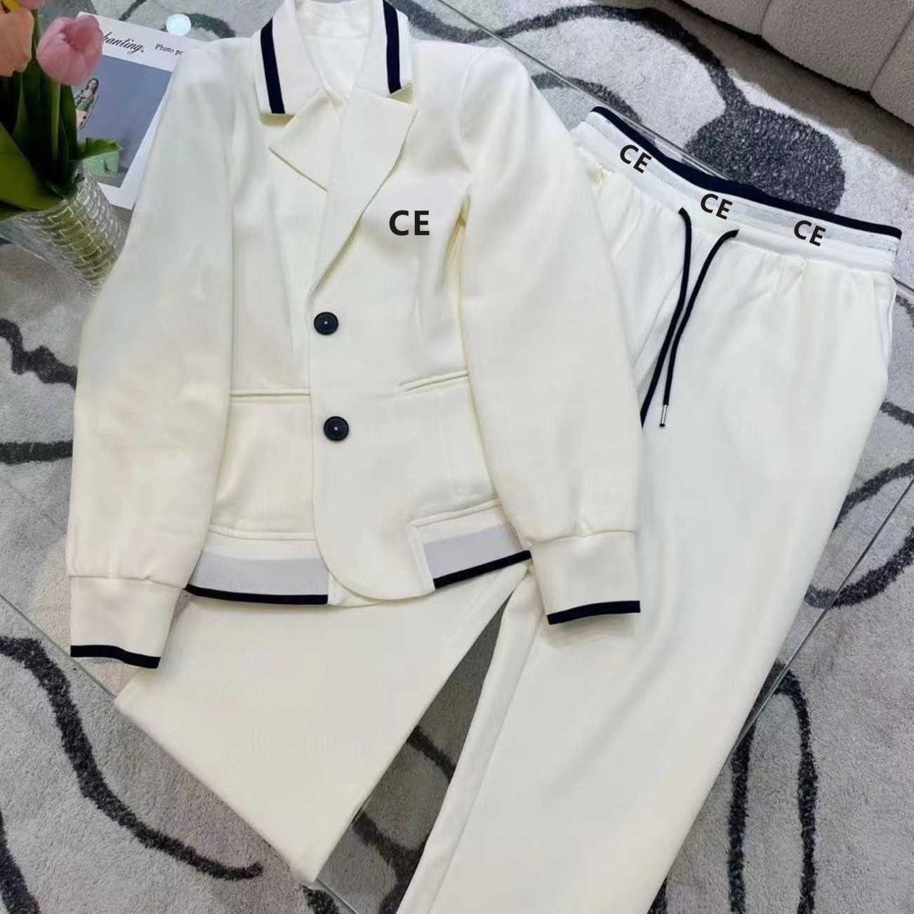 Women's Two Piece Pants Casual Suits Designers CE Jackets Coats For Women Long Sleeve Jacket Cool Girls Streetwear Womens Clothing Set C131, Black
Women's Two Piece Pants Casual Suits Designers CE Jackets Coats For Women Long Sleeve Jacket Cool Girls Streetwear Womens Clothing Set C131, Black