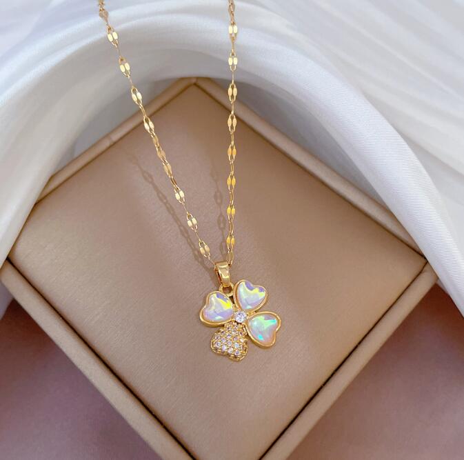 Necklace Designer Necklace 4/Four Leaf Clover Necklaces Long Flowers Highly Quality 18K Plated Gold Necklaces Pendants Jewelry Designer for Women Girls Gifts
Necklace Designer Necklace 4/Four Leaf Clover Necklaces Long Flowers Highly Quality 18K Plated Gold Necklaces Pendants Jewelry Designer for Women Girls Gifts
