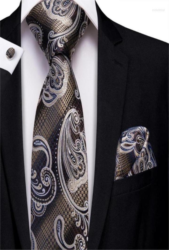Bow Ties Men Silk Gray Neck Tie Formal Paisley Handkerchief Cufflink Set Fashion For Husband Father HiTie C3212 DropshoppingBow 1914909
Bow Ties Men Silk Gray Neck Tie Formal Paisley Handkerchief Cufflink Set Fashion For Husband Father HiTie C3212 DropshoppingBow 1914909