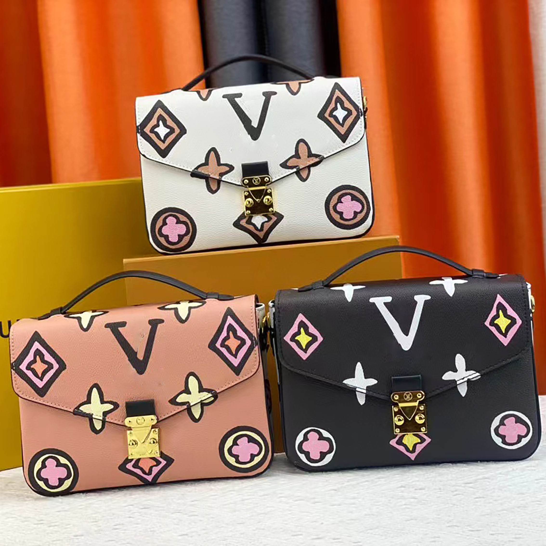 Women's Bag 2023 New Single Shoulder Crossbody Bag Women's Light Luxury Texture Small Chain Small Square Bag, Cream
Women's Bag 2023 New Single Shoulder Crossbody Bag Women's Light Luxury Texture Small Chain Small Square Bag, Cream