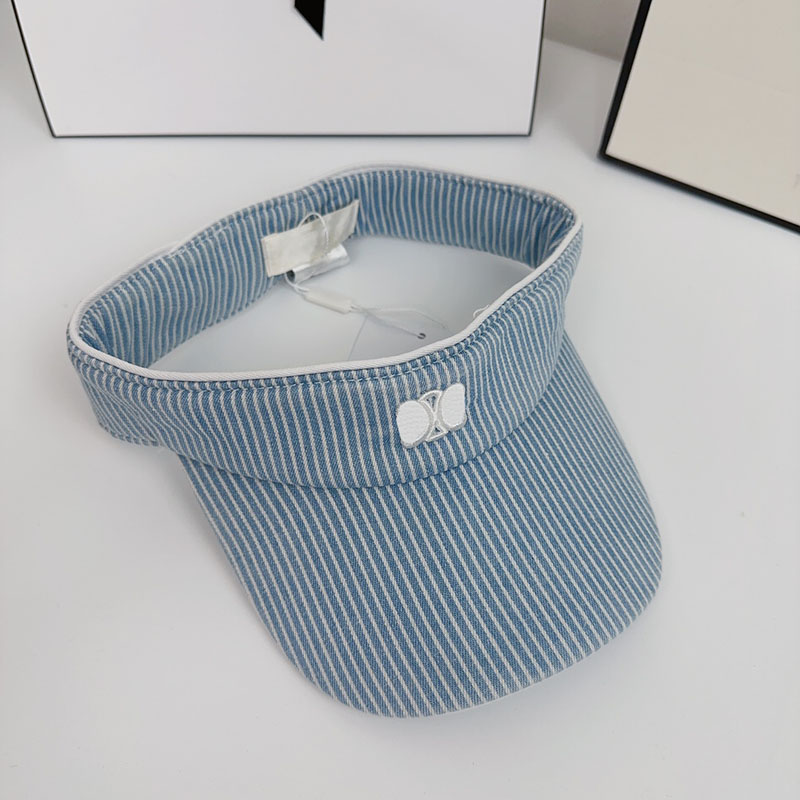 Luxury Mens Visor Hat Designer Fashion Casquette Women Visors Gentle Big Bucket Hats Casual Wide Brim Caps C Sun Hats Baseball Cap 236272C
Luxury Mens Visor Hat Designer Fashion Casquette Women Visors Gentle Big Bucket Hats Casual Wide Brim Caps C Sun Hats Baseball Cap 236272C