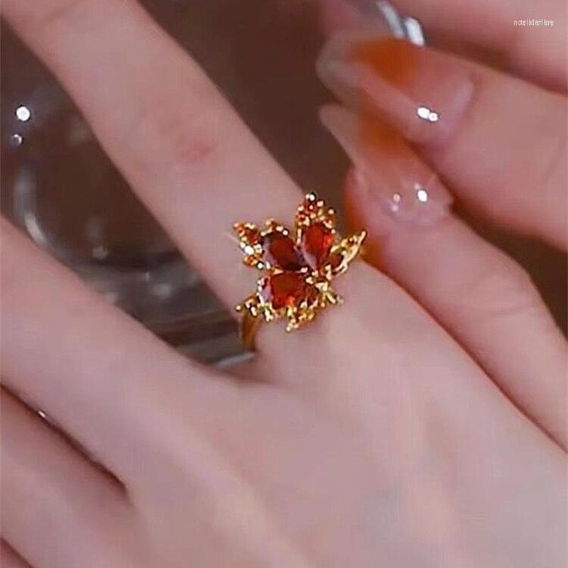 Wedding Rings Vintage Ring For Women Creative Red Zircon Crystal Plants Finger Delicate Party Jewelry Accessories Gift
Wedding Rings Vintage Ring For Women Creative Red Zircon Crystal Plants Finger Delicate Party Jewelry Accessories Gift