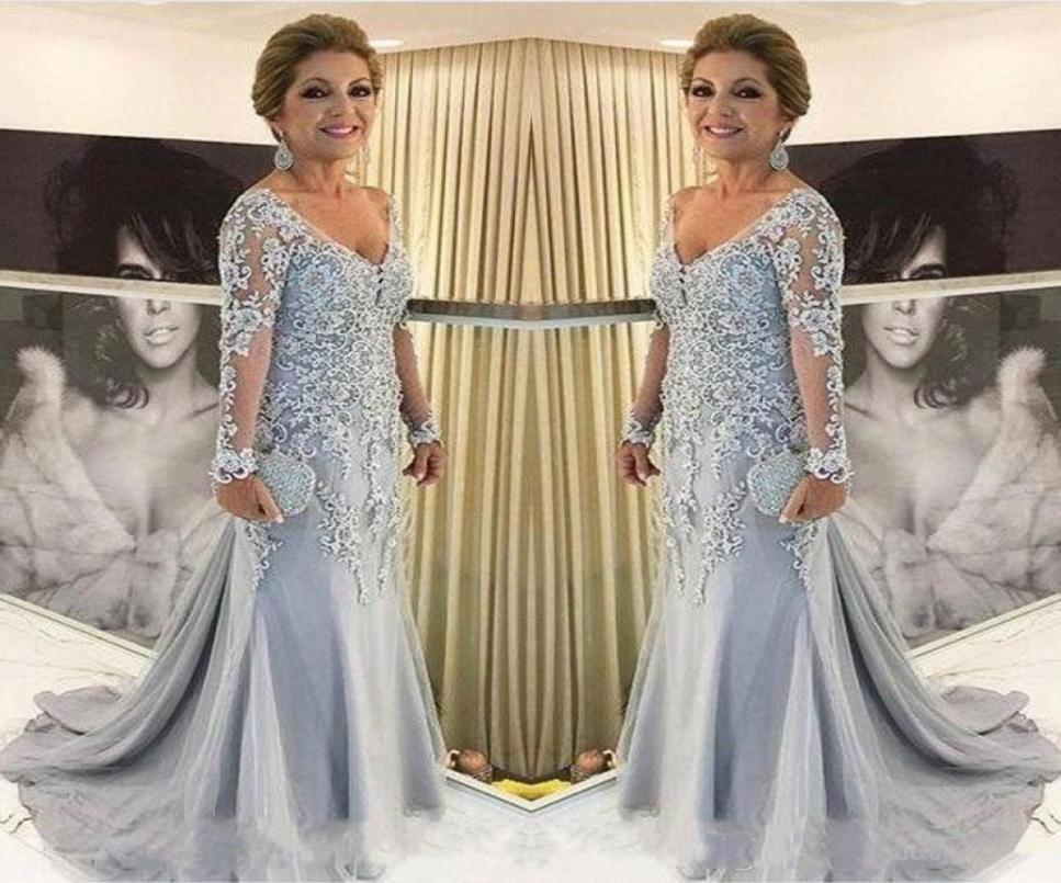 2020 Silver Mother Of The Bride Dresses V Neck Sheer LongSleeves Mermaid Lace Appliques Bead Sweep Train Long Plus Size Party Eve4055576
2020 Silver Mother Of The Bride Dresses V Neck Sheer LongSleeves Mermaid Lace Appliques Bead Sweep Train Long Plus Size Party Eve4055576