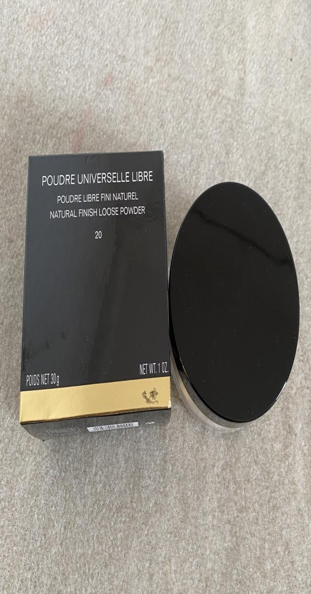 STOCK Brand Pouder Natural Finish Loose Powder 30g Makeup 10 20 12 Top Quality5147450, Army green
STOCK Brand Pouder Natural Finish Loose Powder 30g Makeup 10 20 12 Top Quality5147450, Army green