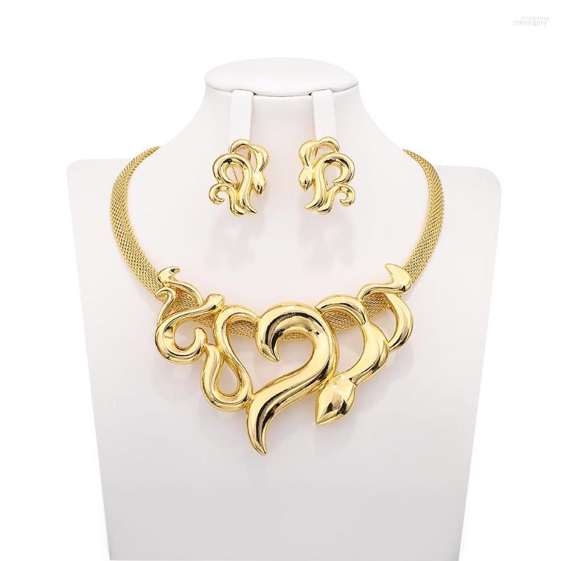 Necklace Earrings Set Italy Exquisite Daily Ball Irregular Hollow Out Pendant Earring Summer Clothing Accessories Party Birthday Gift, Picture shown
Necklace Earrings Set Italy Exquisite Daily Ball Irregular Hollow Out Pendant Earring Summer Clothing Accessories Party Birthday Gift, Picture shown