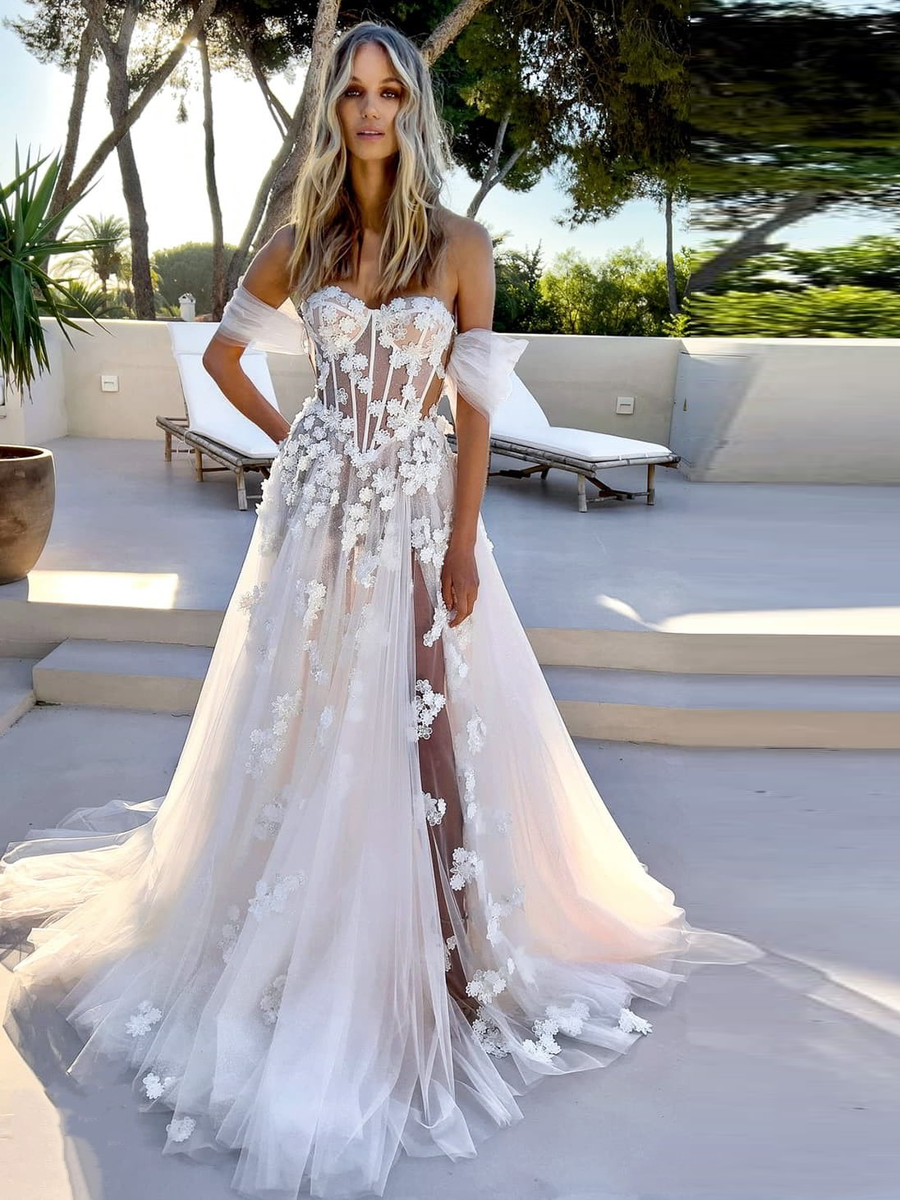 Romantic Off the Shoulder Boho Wedding Dresses 3D-Floral Appliques Side Split Bridal Gown Sheer Corset Bodice Summer Wedding Gowns