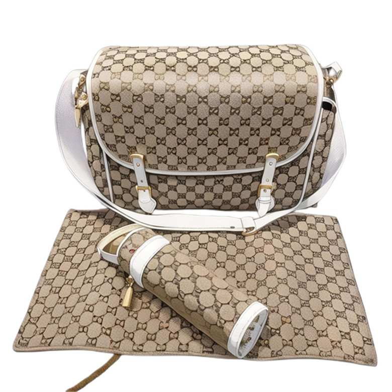 The latest mother bag baby designer care diaper bag high quality 3 piece set boys and girls mother bag replacement pad bottler 3 / set #029
The latest mother bag baby designer care diaper bag high quality 3 piece set boys and girls mother bag replacement pad bottler 3 / set #029