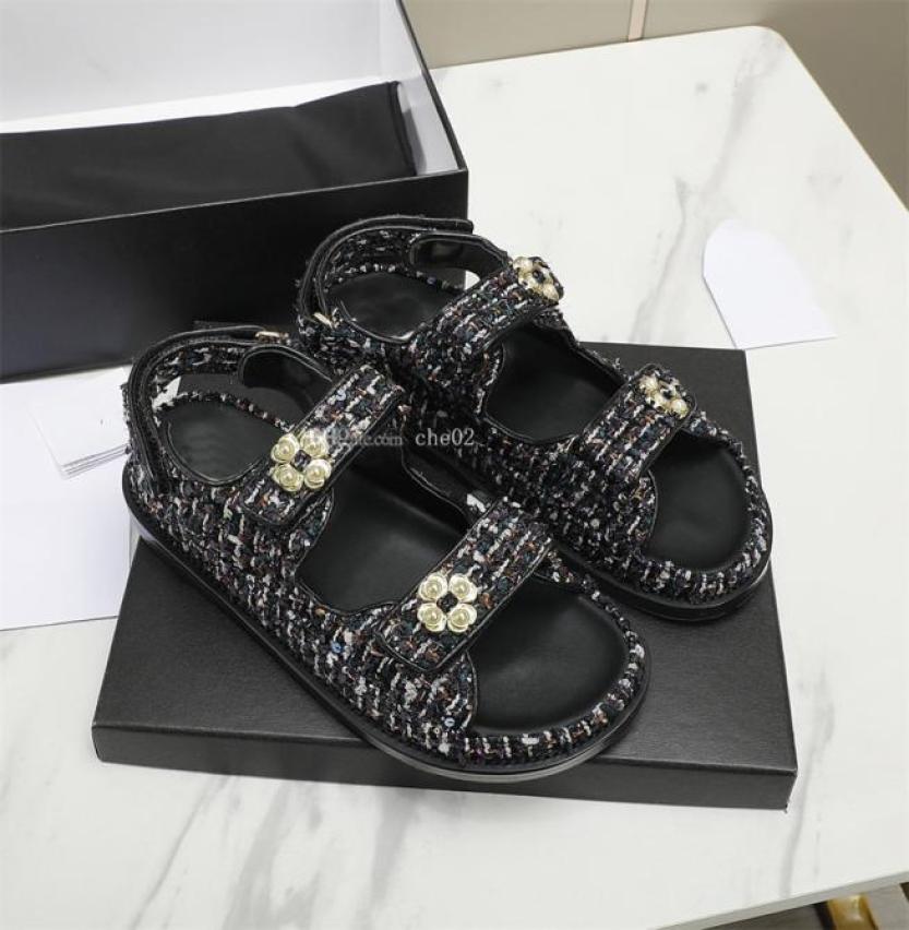 Designer CC Beach Shoes Luxury Flat Sandals Fashion Women Leather Channel Slides Casual jf324143527
Designer CC Beach Shoes Luxury Flat Sandals Fashion Women Leather Channel Slides Casual jf324143527