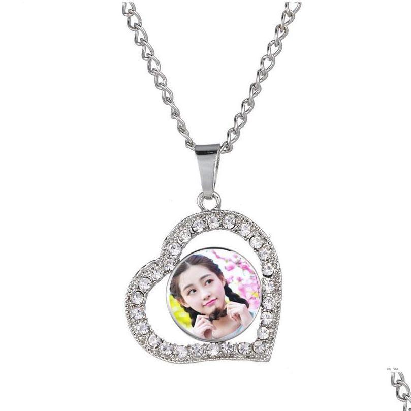 Pendant Necklaces Heart Pendants For Dye Sublimation Trendy Button Women Necklace Square Jewelry Transfer Blank Material 3St Drop De Dhl5U
Pendant Necklaces Heart Pendants For Dye Sublimation Trendy Button Women Necklace Square Jewelry Transfer Blank Material 3St Drop De Dhl5U
