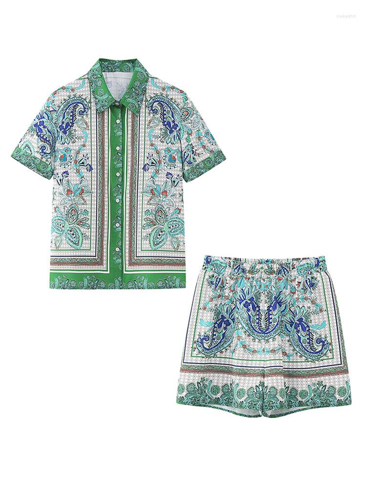 Women's Tracksuits Women Retro Ethnic Print Shorts 2 Piece Set Casual Turn Down Collar Short Sleeve Tops And Loose Suit Chic Beach Outfits
Women's Tracksuits Women Retro Ethnic Print Shorts 2 Piece Set Casual Turn Down Collar Short Sleeve Tops And Loose Suit Chic Beach Outfits
