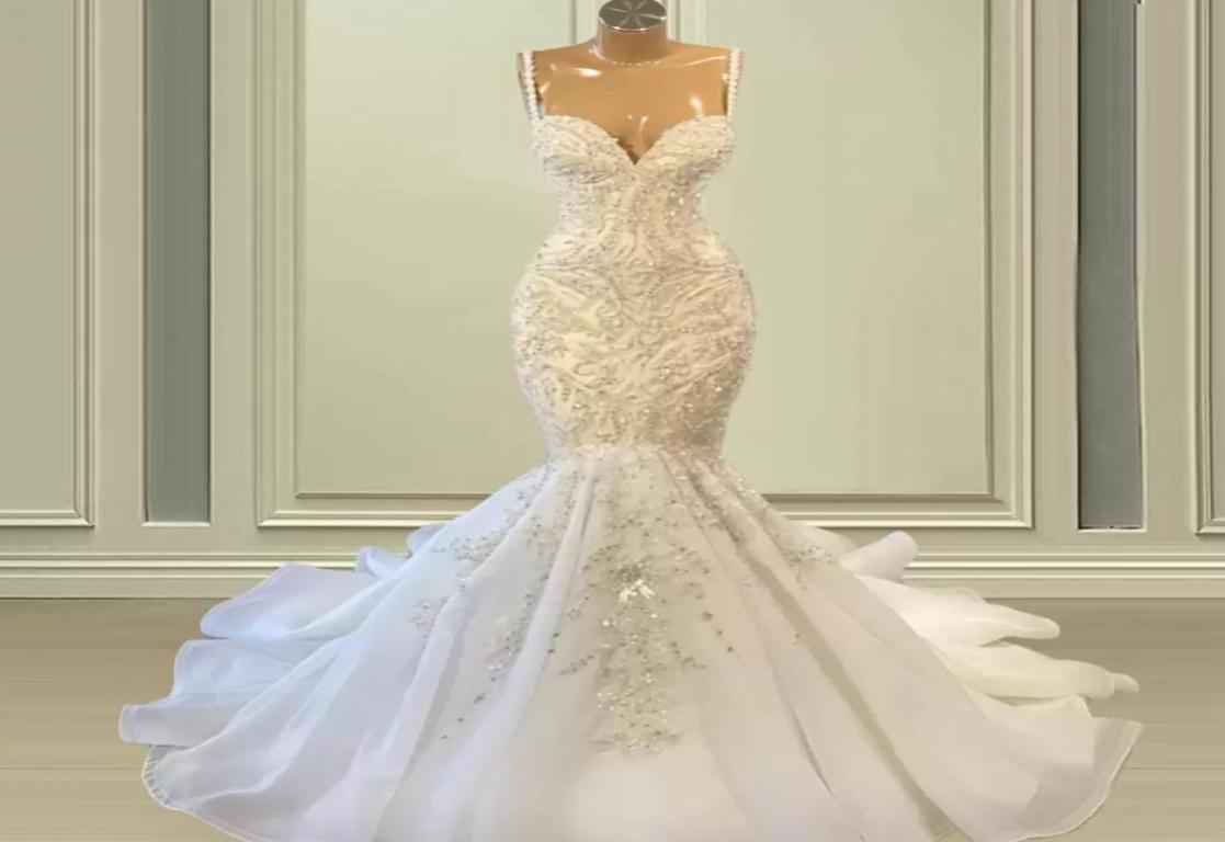2022 African Spaghetti Strap Mermaid Wedding Gowns Beaded Embroidery Lace Wedding Dresses Sweep Train Organza Bridal Gown Formal R8924283, Red
2022 African Spaghetti Strap Mermaid Wedding Gowns Beaded Embroidery Lace Wedding Dresses Sweep Train Organza Bridal Gown Formal R8924283, Red