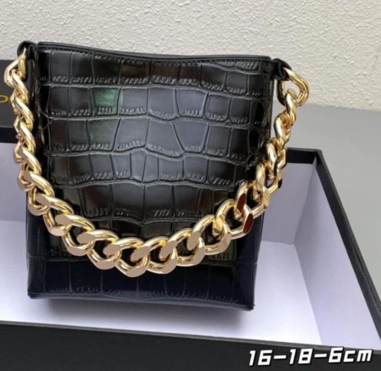 Croc Print Totes Duffel Bags with Fashion Generou Handle Chain Top Quality Hardware4015754, Silver
Croc Print Totes Duffel Bags with Fashion Generou Handle Chain Top Quality Hardware4015754, Silver